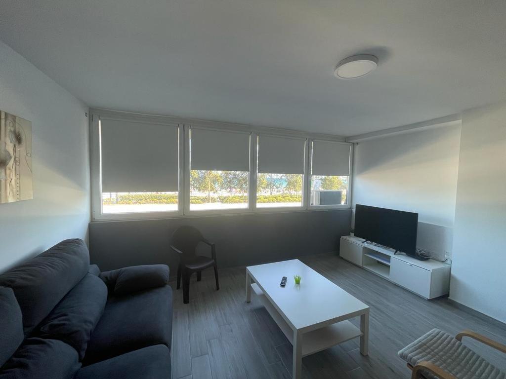 Postiguet Apartamento Ventura Premium Alicante Buitenkant foto